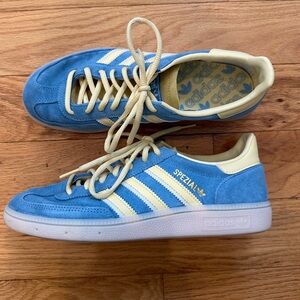 Adidas Handball Spezial Shoes, Blue and Yellow, Size W 8.5/M 7.5